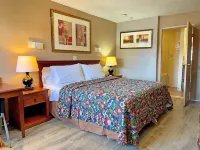 Red Carpet Inn Berlin Hotels in Monroe