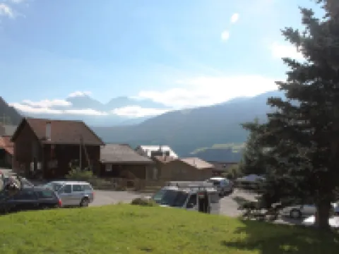 Tgèsa Pitgmun Aufdenblatten Hotels in Tujetsch