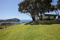 Pacific Rendezvous Resort Hotels in 