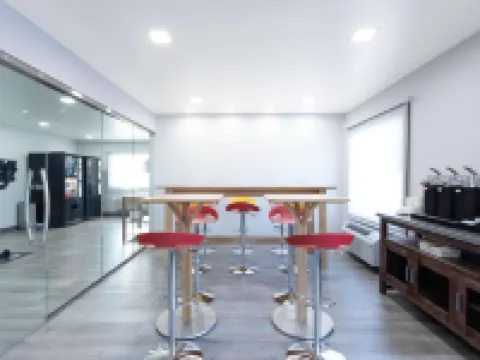 Travelodge by Wyndham Elkhart Hotel di Elkhart