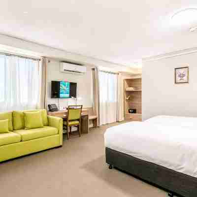 Quality Inn Sunshine Haberfield Rooms