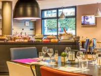 Campanile PRIME - Suresnes - La Défense - breakfast