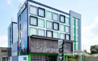DK Belstar Hotel Belitung Hotels near Siburik
