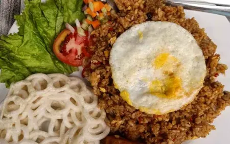 Asoka Inn Bandung Отели рядом с достопримечательностью «Museum Pendidikan Nasional UPI»