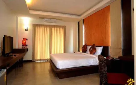 The Charm Boutique Resort and Hotel Отели рядом со станцией Khon Kaen Train Station