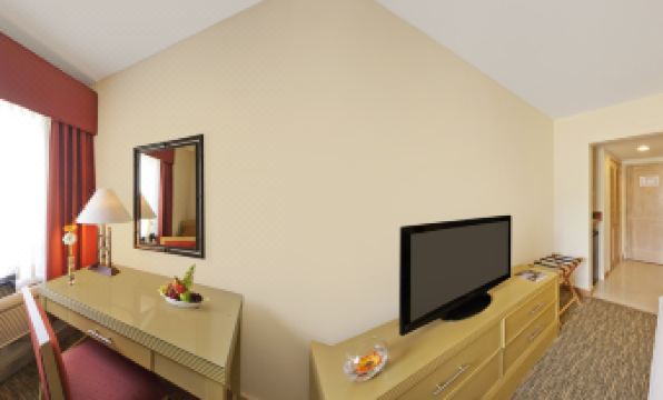 Quality Hotel Real Aeropuerto San Salvador