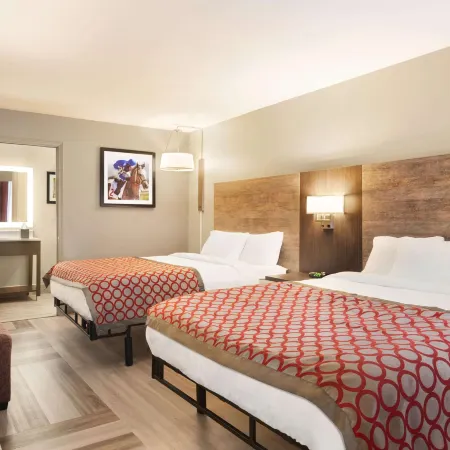 Days Inn & Suites by Wyndham Bowling Green