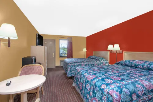 Knights Inn Wildersville Hotels in Lexington
