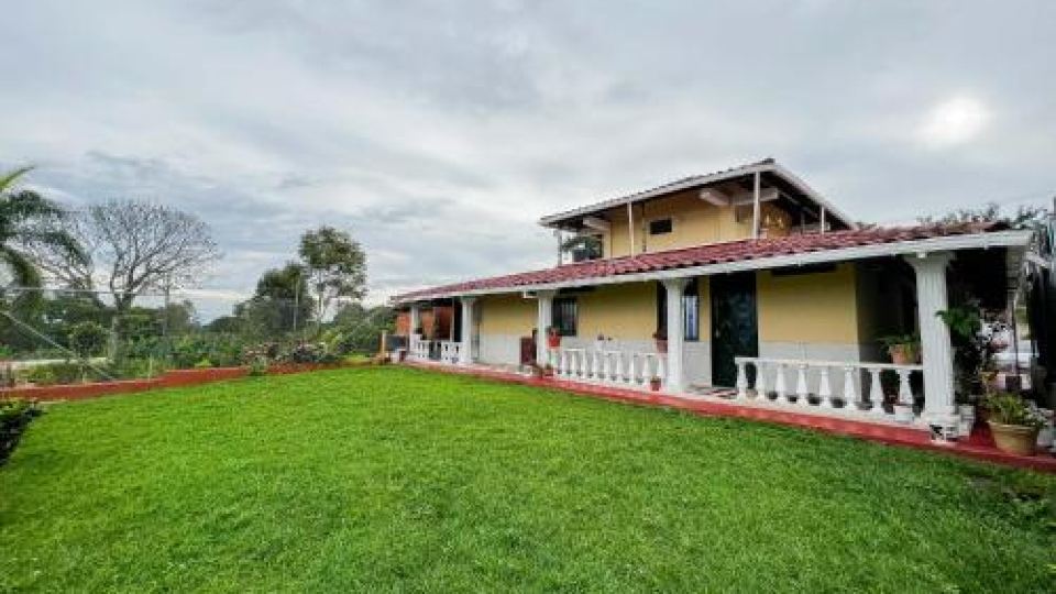Casa Campestre la Colombiana