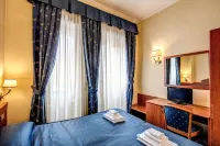 Hotel Laura Отели в г. Номентано