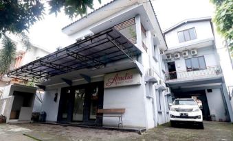 RedDoorz Plus Near Undip Tembalang