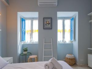 Retro Designer 1 Bedroom Apt in Cottonera New