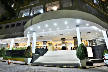 Great Western Hotel & Resort Serpong - Tangerang Отели рядом с достопримечательностью «River Park Cisadane»