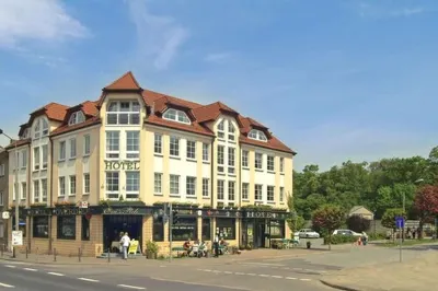 Hotel Overdiek und Ovi's Pub Hotels in der Nähe von “Liebesbrücke“ Prenzlau