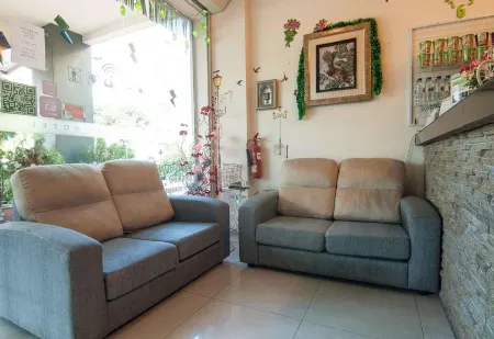 Putra One Avenue Hotel Отели рядом с достопримечательностью «Фарм Ин Сити»