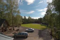 Viking Motel - Motels