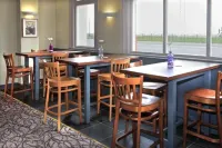 The Marine Hotel - breakfast