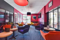 Kyriad Aix les Milles - Plan de Campagne Hotels in Bouc-Bel-Air