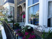 Duporth Guest House Hotels in Newlyn