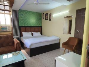 Hotel Prem Residency