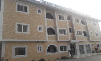 Grand Emperor Hotel