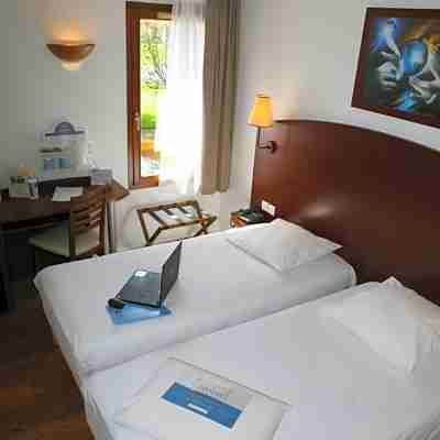 Hôtel Kyriad Chateauroux Rooms