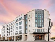 Hilton Club Liberty Place Charleston Hotel dekat College of Charleston