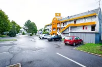 Hôtel Première Classe Saint Quentin - parking