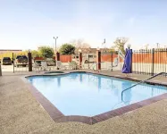Comfort Suites Texas Ave - 수영장
