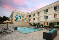 Redondo Beach Hotel, Tapestry Collection by Hilton - ビーチサイド