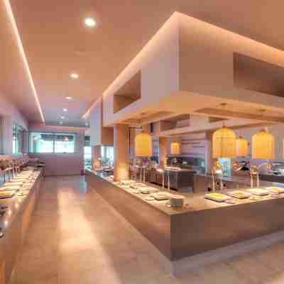 Blue Lagoon Ocean Resort Dining/Meeting Rooms