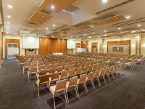 希爾頓花園桑尼烏法酒店 尚勒烏爾法酒店