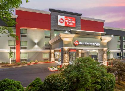 Best Western Plus Magnolia Inn  Suites