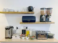 United Home B&B - breakfast