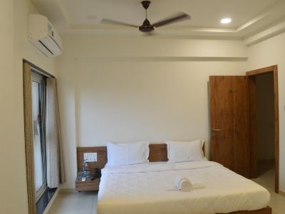 Hotel Revive