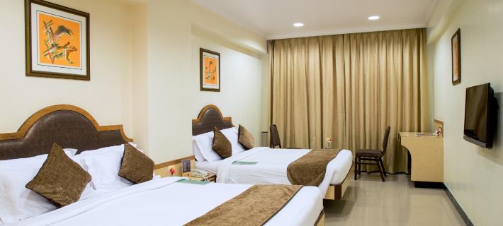 Hotel TIP Top Plaza Hotel di Thane