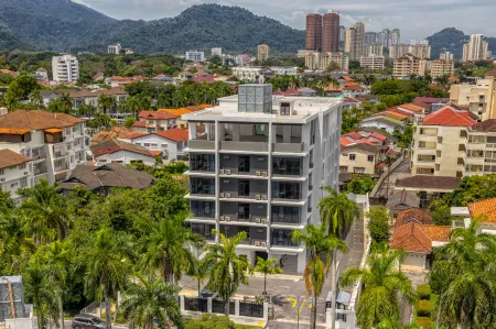 Scott Service Suites Отели рядом с достопримечательностью «Buppharam Buddhist Temple»