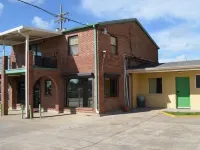 Royal Inn of New Orleans Hotels near Boreas Park