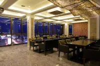 ガジャマダ アヴァラ ブティック ホテル