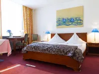 Regina Hotels near Neuenheim