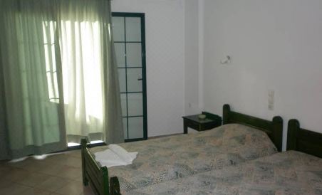 Zoe Hotel - Housity