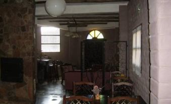 Hosteria Los Airampos - Housity