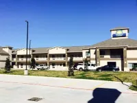 Days Inn & Suites by Wyndham Katy