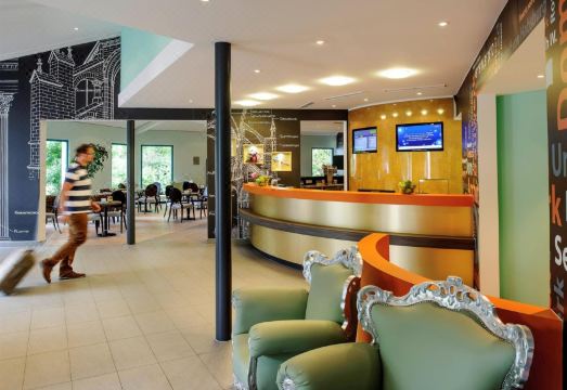 2. 이비스 스타일스..