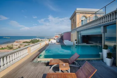 Grand Hotel Palazzo Livorno Hôtels à proximité de : Terrazza Mascagni