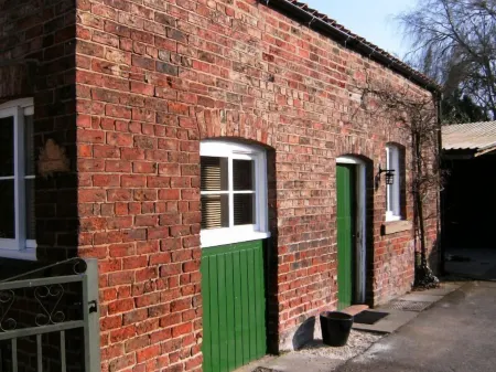 The Stables at Owlett Hall Отели в г. Гул