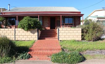 Bott's Beach Retreat - Maslin Beach - 100M to Beach