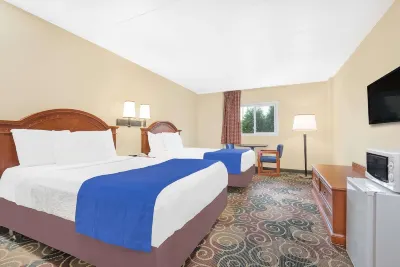 Travelodge by Wyndham Lima Oh Hotels in Perry Township