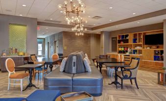 Home2 Suites by Hilton Charlotte Uptown