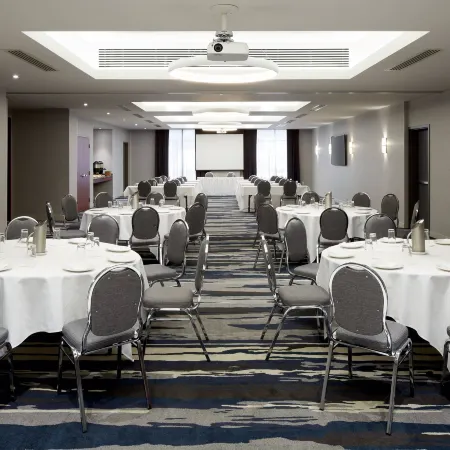 Fairfield Inn & Suites Montreal Airport